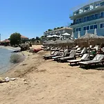 Amaltheia Beachfront *