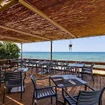 Amaltheia Beachfront * Kypseli