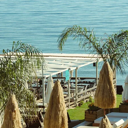 Amaltheia Beachfront Kipszéli