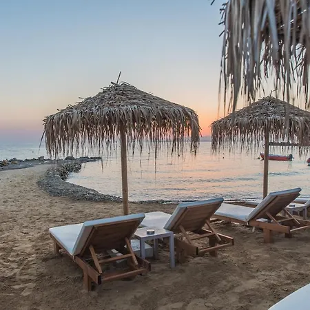Amaltheia Beachfront *