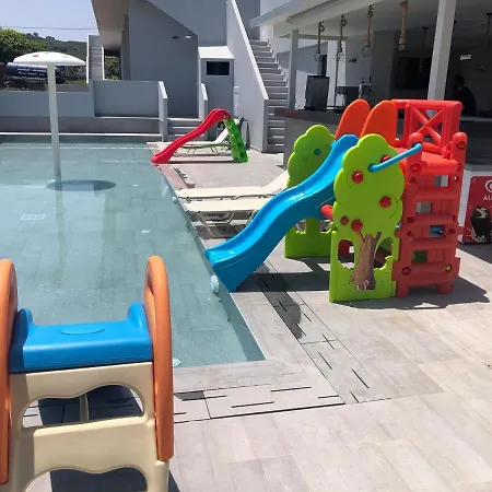 Amaltheia Beachfront Casa de Férias *