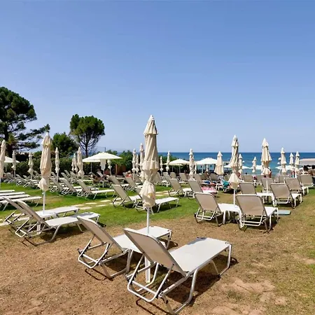 Amaltheia Beachfront * Kypseli