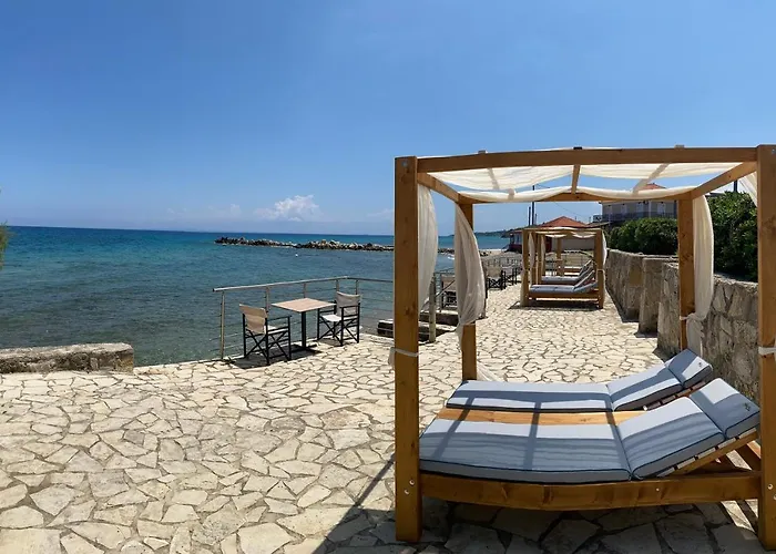 Amaltheia Beachfront Дом отдыха *