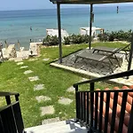 Amaltheia Beachfront Vakantiehuis