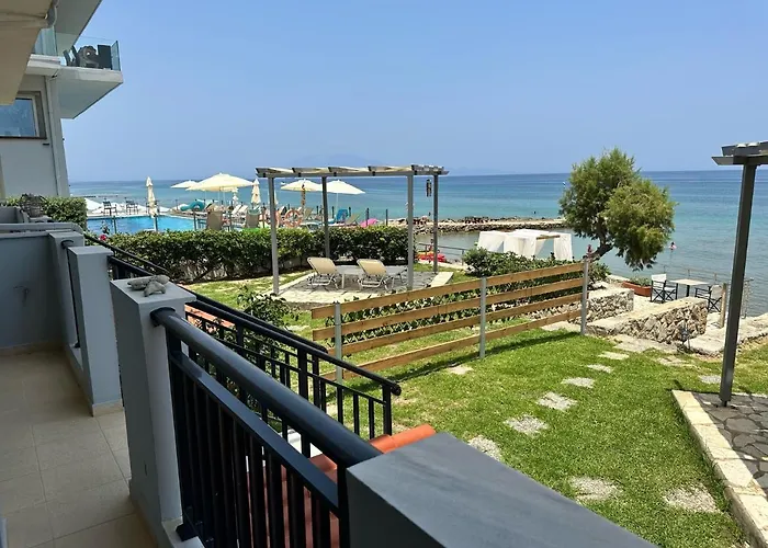 Amaltheia Beachfront Σπίτι διακοπών