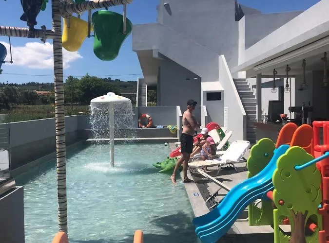 Amaltheia Beachfront *