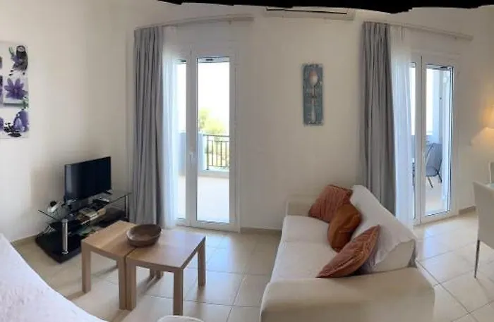 Amaltheia Beachfront Σπίτι διακοπών