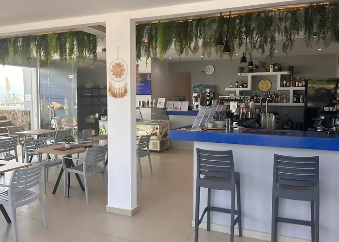Amaltheia Beachfront * Κυψέλη